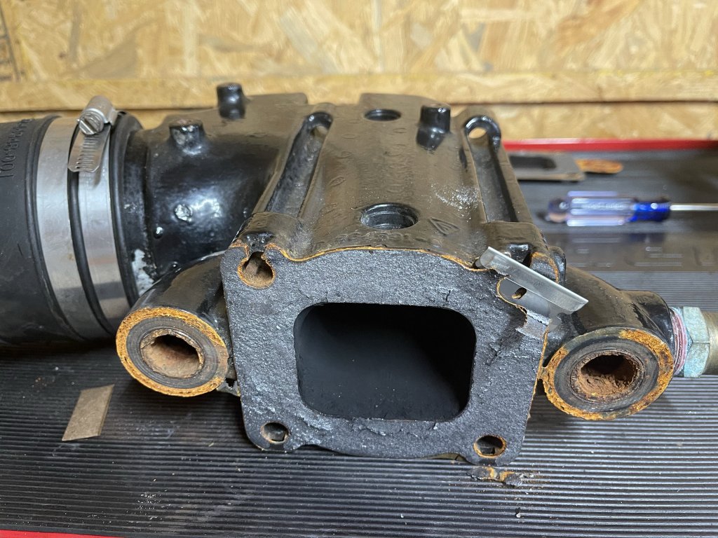 MerCruiser Risers & Manifold Clean Up - The Project Boat
